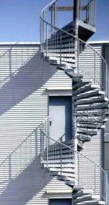 Imagem ilustrativa de Montagem De Escadas Metálicas