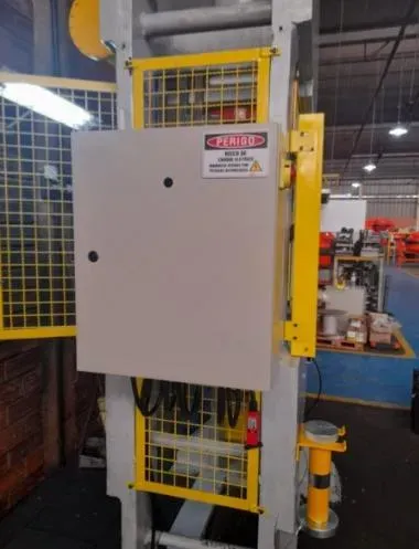 Imagem ilustrativa de Adequação Nr12 Prensa Hidraulica