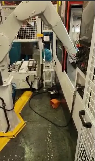 Imagem ilustrativa de Fábrica de robô industrial