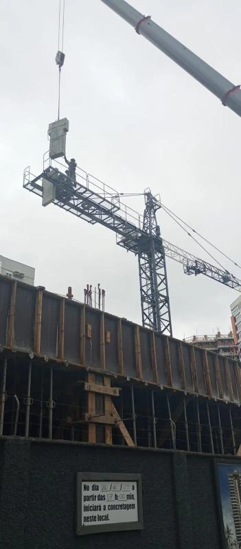 Imagem ilustrativa de Grua Ascensional Qtz50