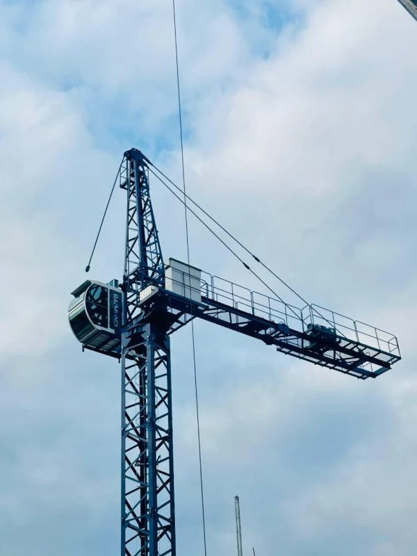 Imagem ilustrativa de Grua Luffing Com Cabine Inovadora